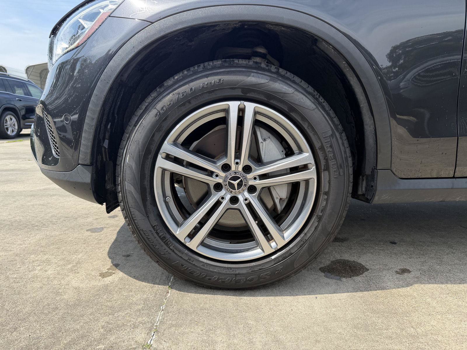 Certified 2021 Mercedes-Benz GLC 300 4MATIC w/ Premium Package image 4