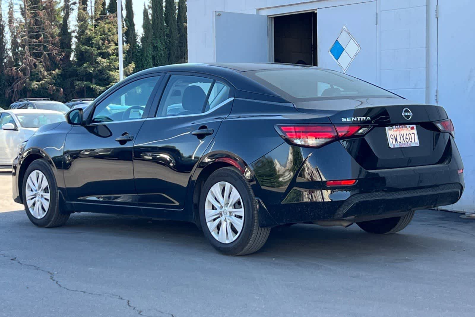 Certified 2025 Nissan Sentra S FWD image 7