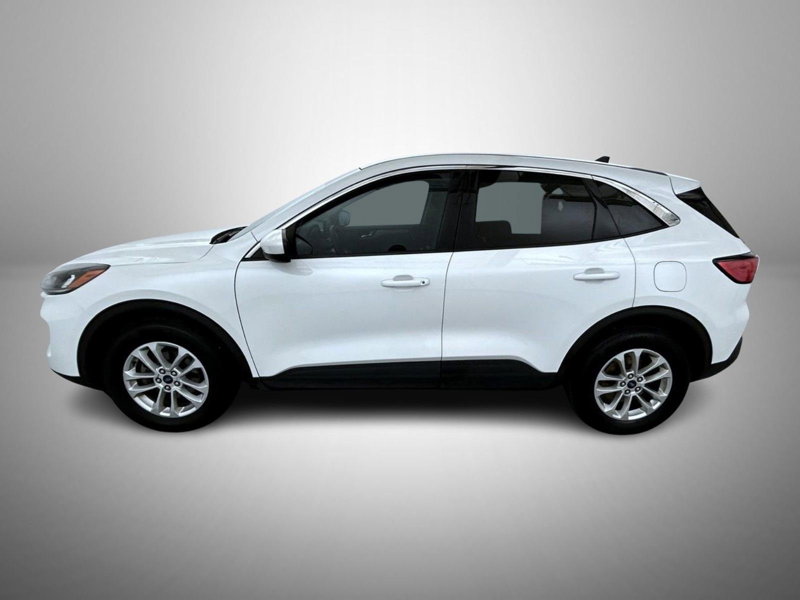 Used 2020 Ford Escape SE image 8