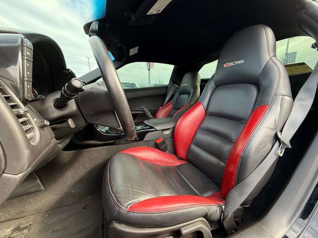 Used 2007 Chevrolet Corvette Z06 w/ Preferred Equipment Group image 20