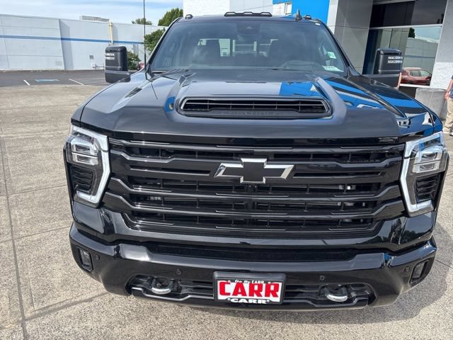 New 2026 Chevrolet Silverado 3500 High Country w/ High Country Premium Package AWD/4WD image 3