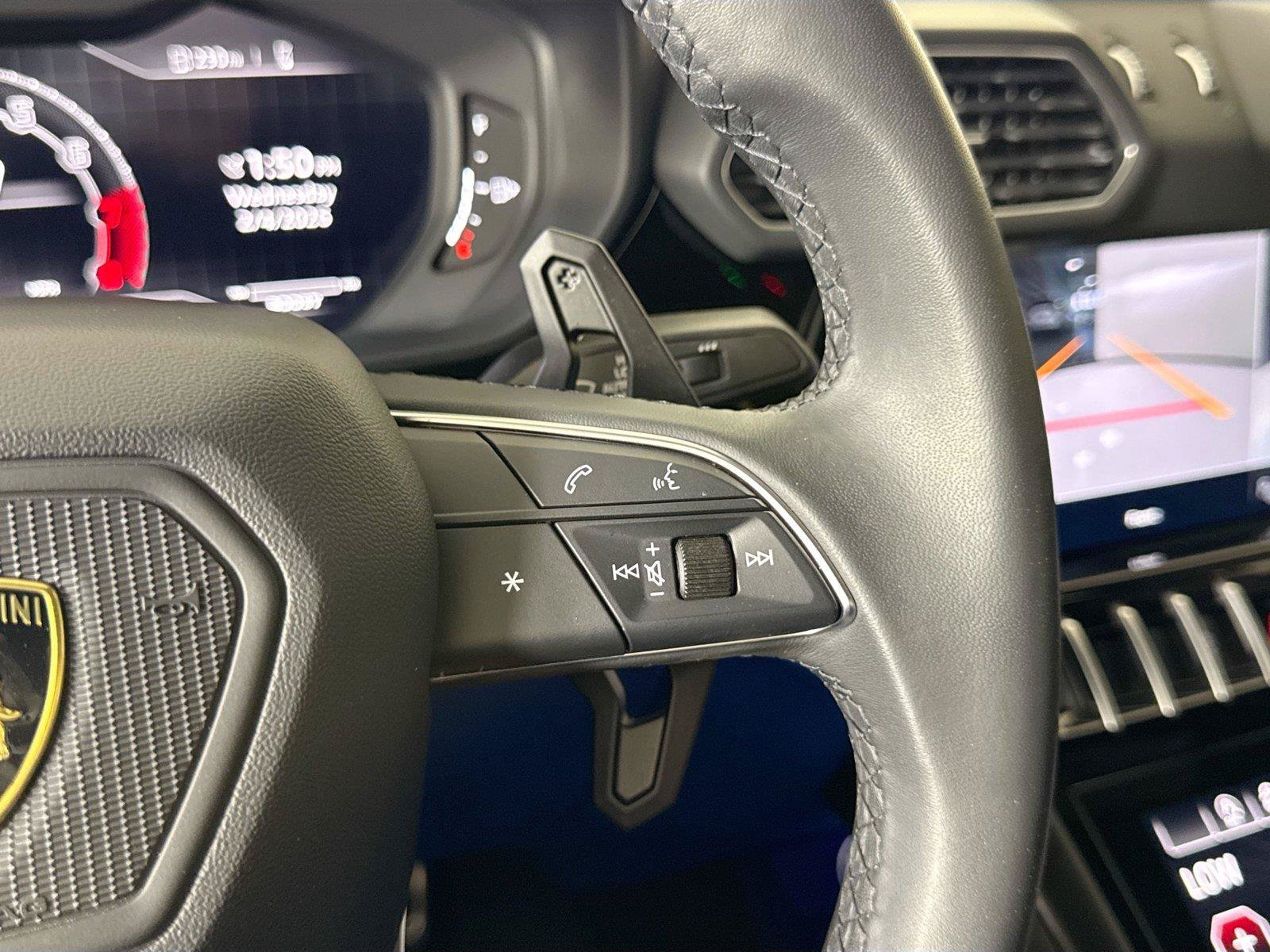 Used 2024 Lamborghini Urus S AWD/4WD image 23
