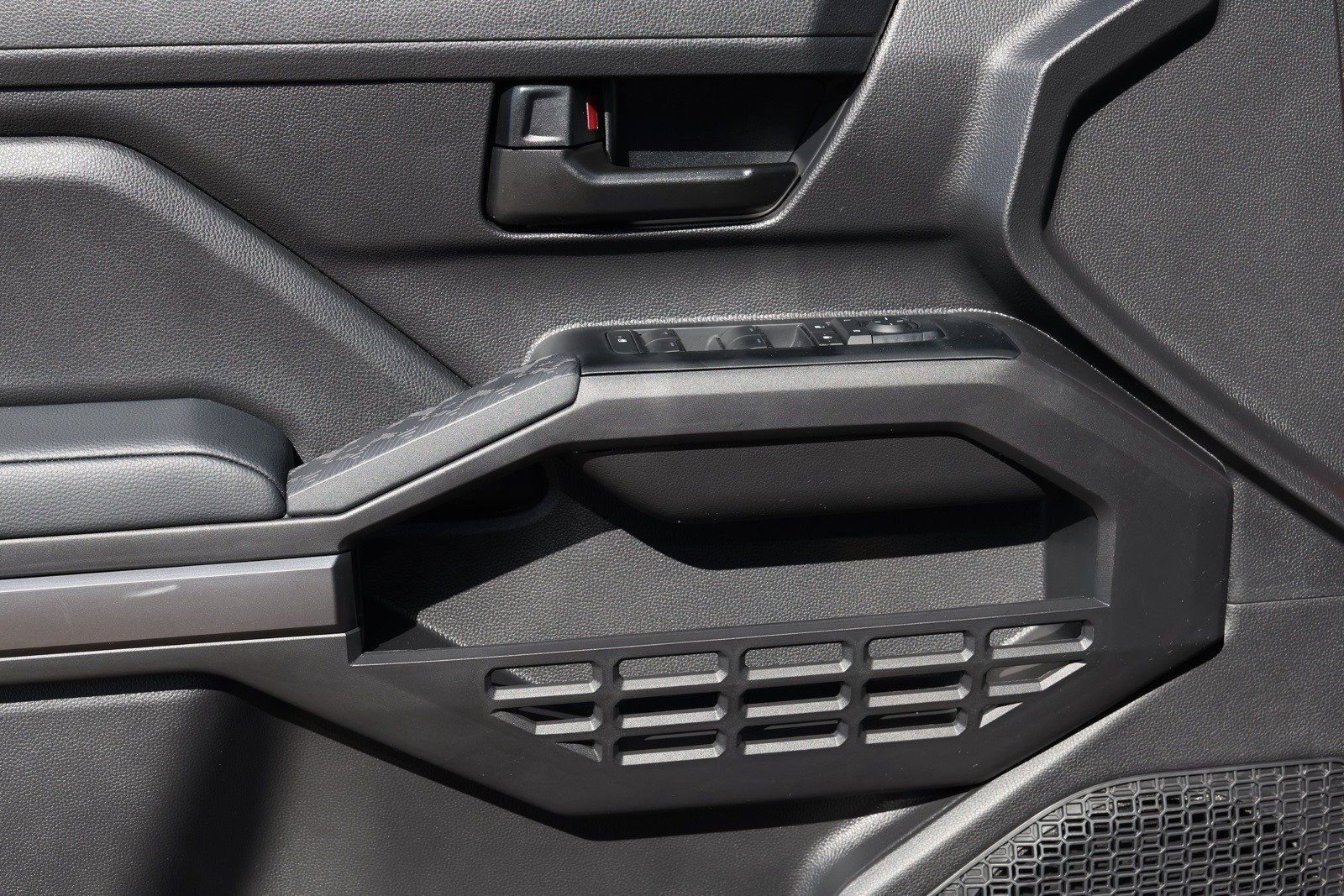 New 2025 Toyota Tacoma SR5 image 17