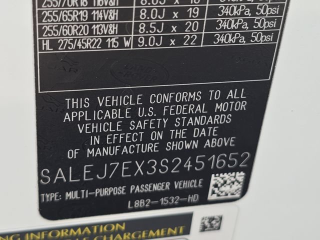 Certified 2025 Land Rover Defender 110 S AWD/4WD image 36