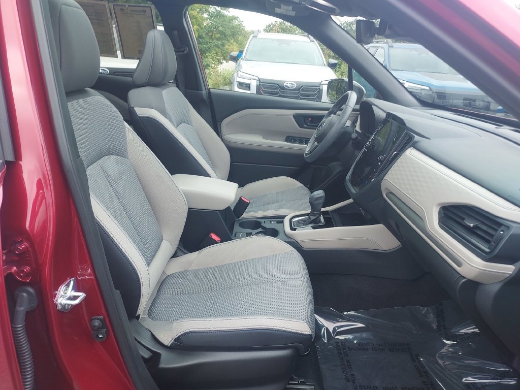 Used 2025 Subaru Forester Premium w/ Convenience Package #1 AWD/4WD image 29