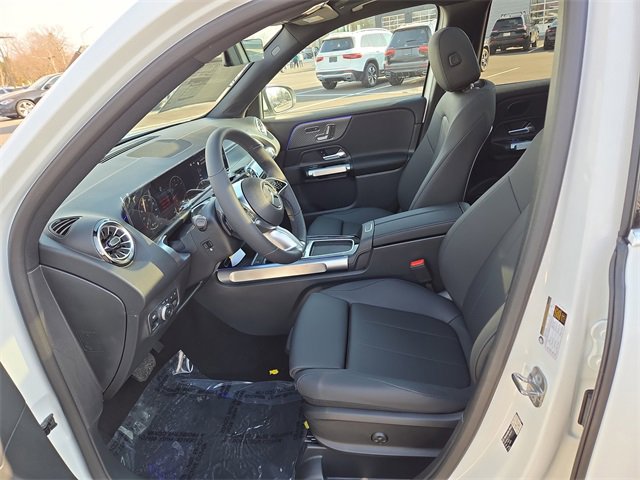 New 2026 Mercedes-Benz GLB 250 4MATIC image 24