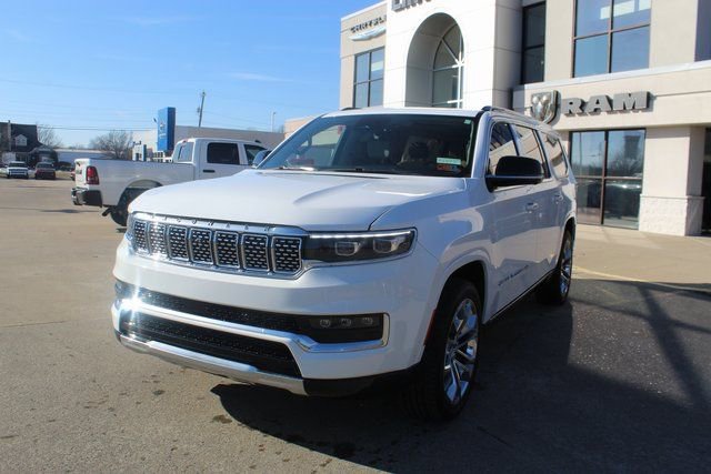 Used 2023 Jeep Grand Wagoneer L Series II w/ Premium Group II image 1