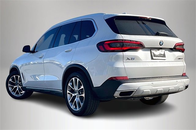 Used 2022 BMW X5 sDrive40i w/ Premium Package image 4