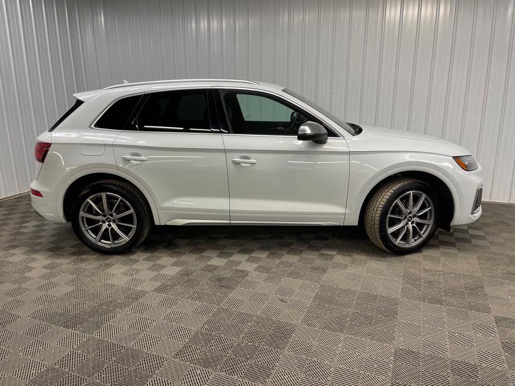 Used 2022 Audi SQ5 Premium image 2