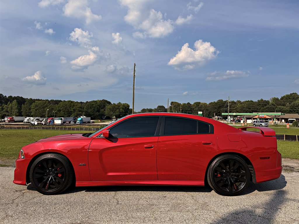 Used 2013 Dodge Charger SRT8 RWD image 8
