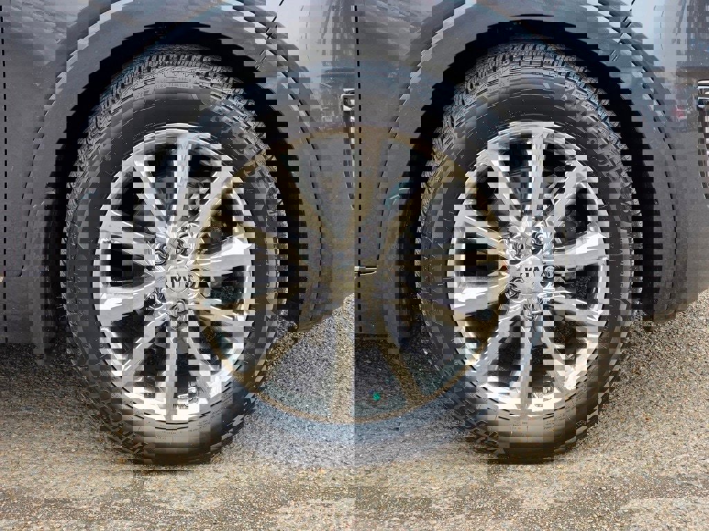 Used 2017 Kia Sorento SX image 30