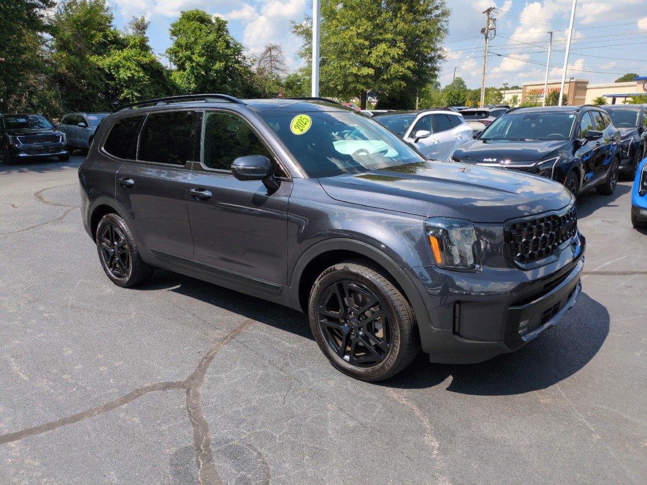 Certified 2025 Kia Telluride SX Prestige X-Line AWD/4WD image 1