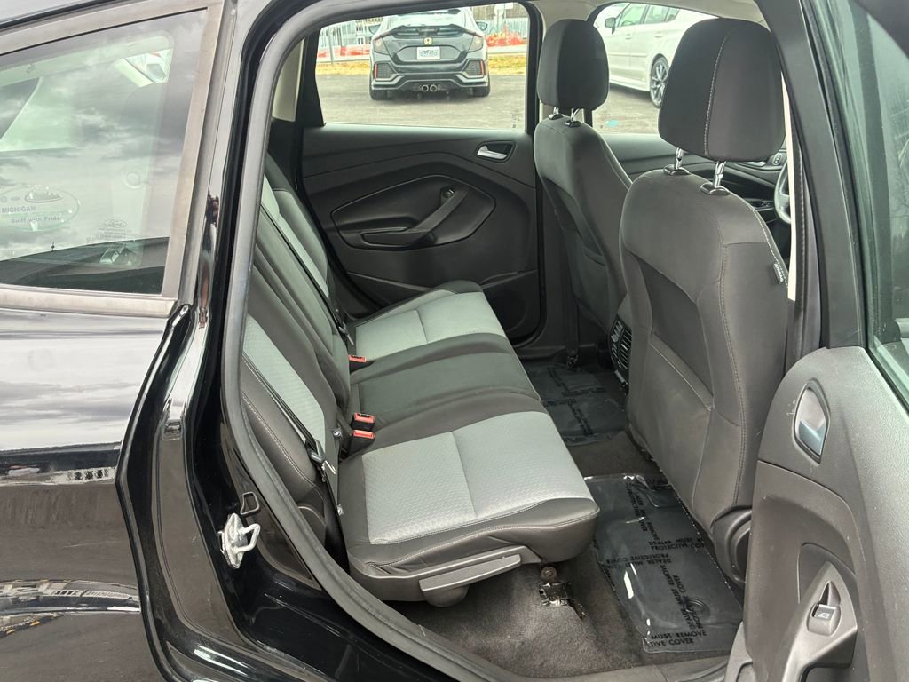 Used 2017 Ford C-MAX Energi SE image 29