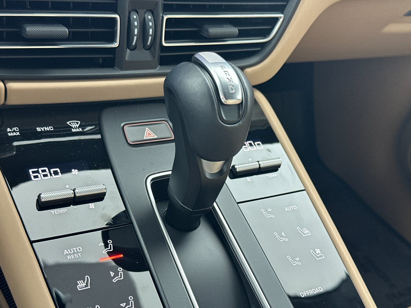 Certified 2026 Porsche Macan S AWD/4WD image 21