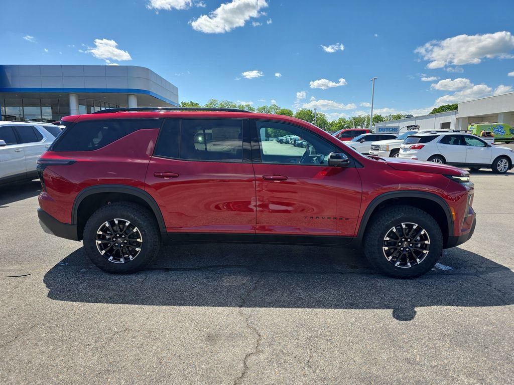 New 2026 Chevrolet Traverse Z71 w/ Driver Confidence Package AWD/4WD image 6