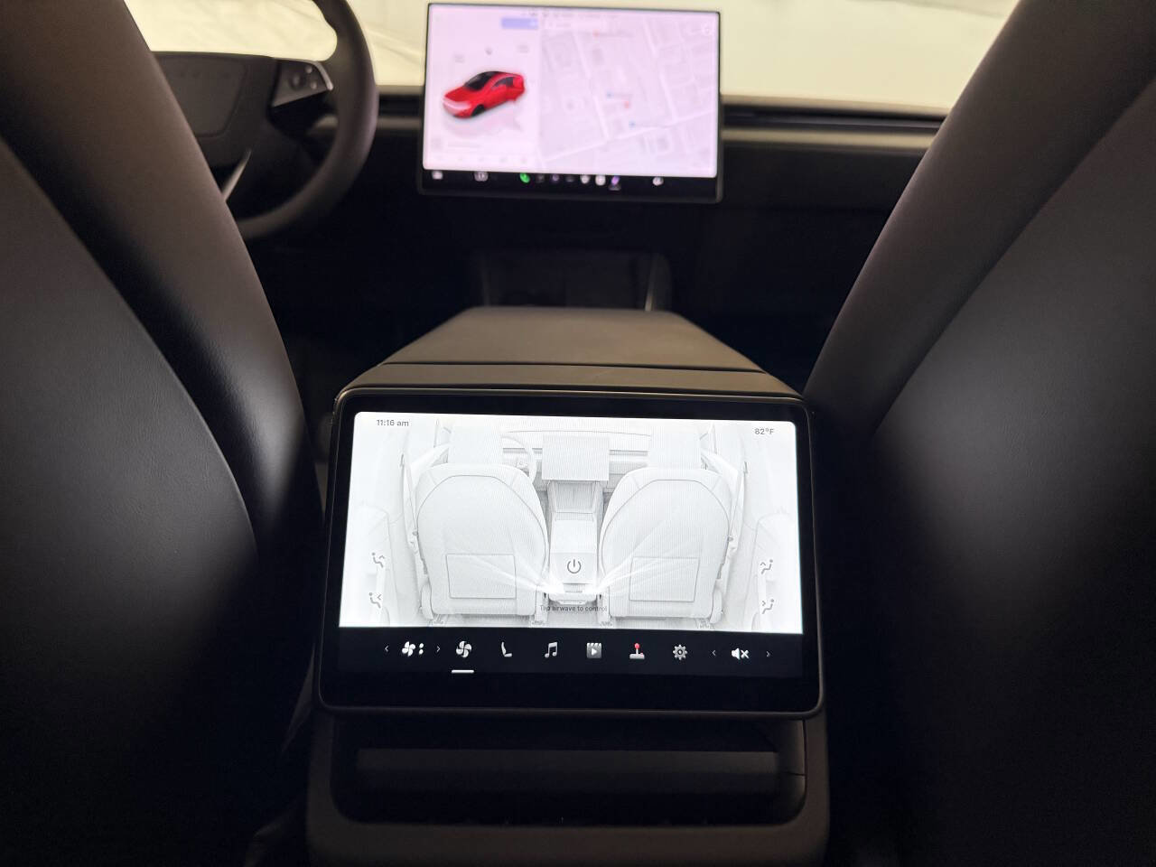 Used 2026 Tesla Model Y 2WD image 30