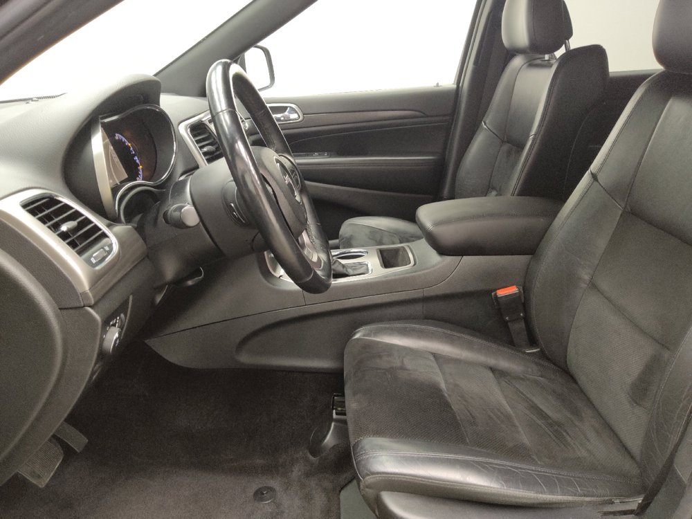 Used 2018 Jeep Grand Cherokee Altitude AWD/4WD image 17