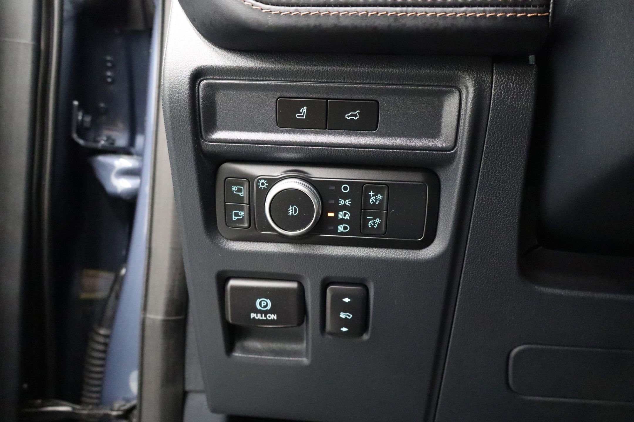 Used 2022 Ford Expedition Max Platinum AWD/4WD image 15