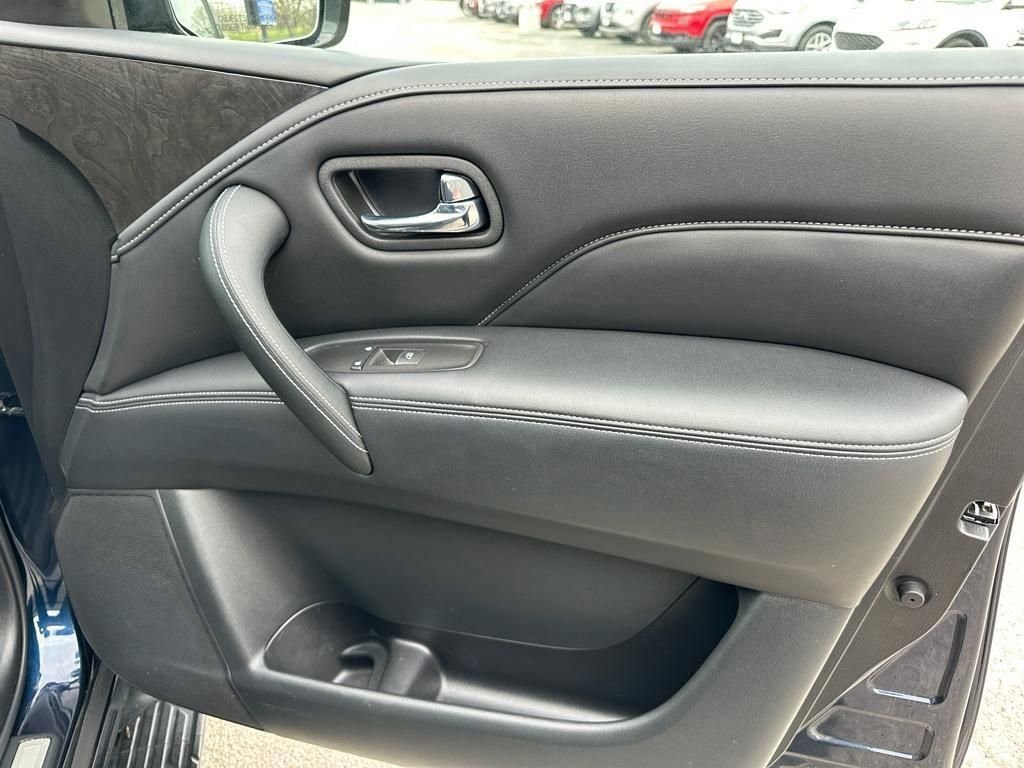 Used 2024 INFINITI QX80 Luxe image 25