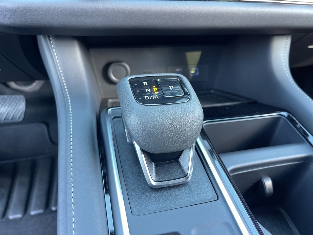 Used 2025 Nissan Pathfinder SL w/ Cargo Package image 12