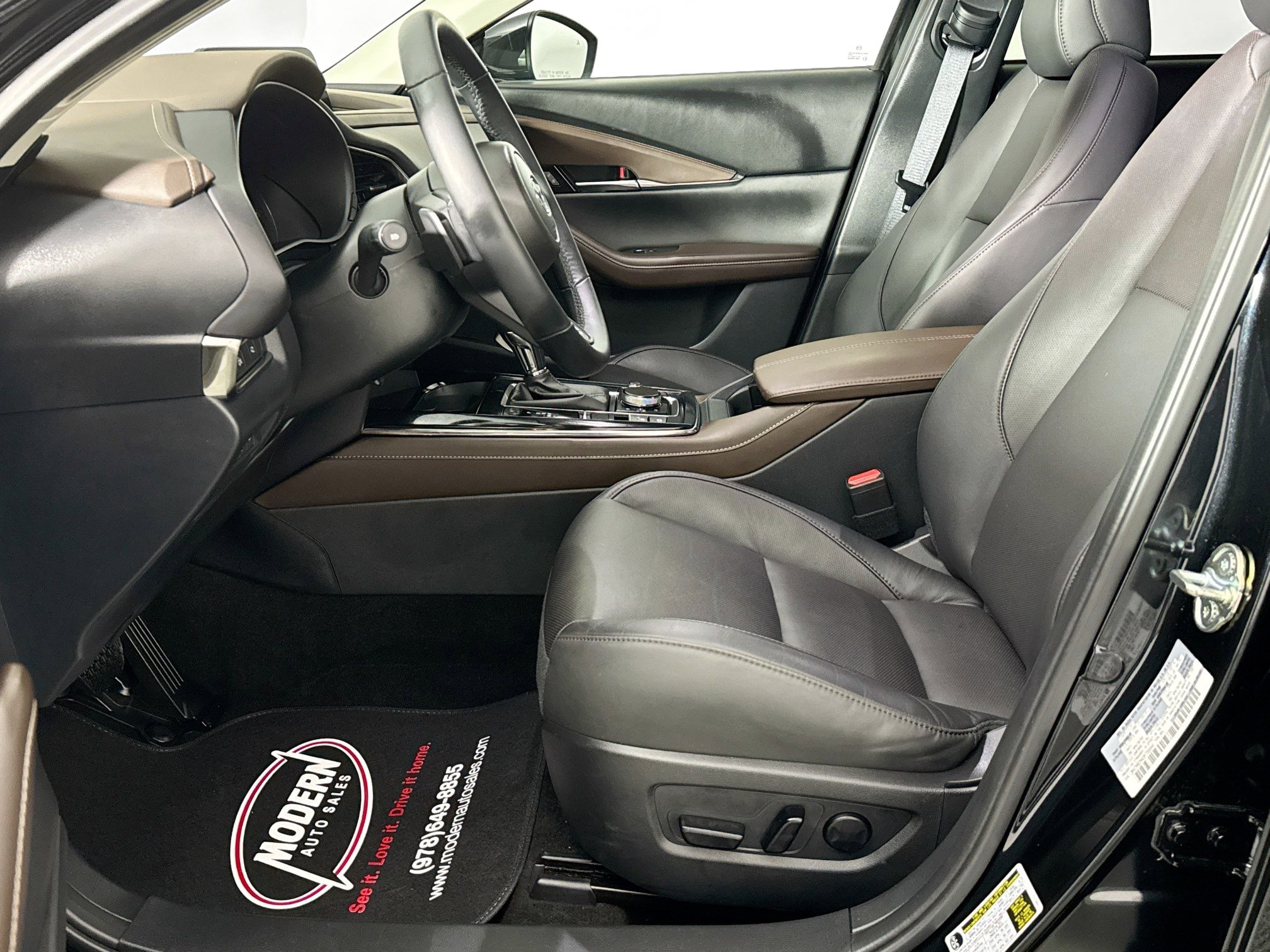 Used 2025 MAZDA CX-30 AWD 2.5 S w/ Premium Package image 19
