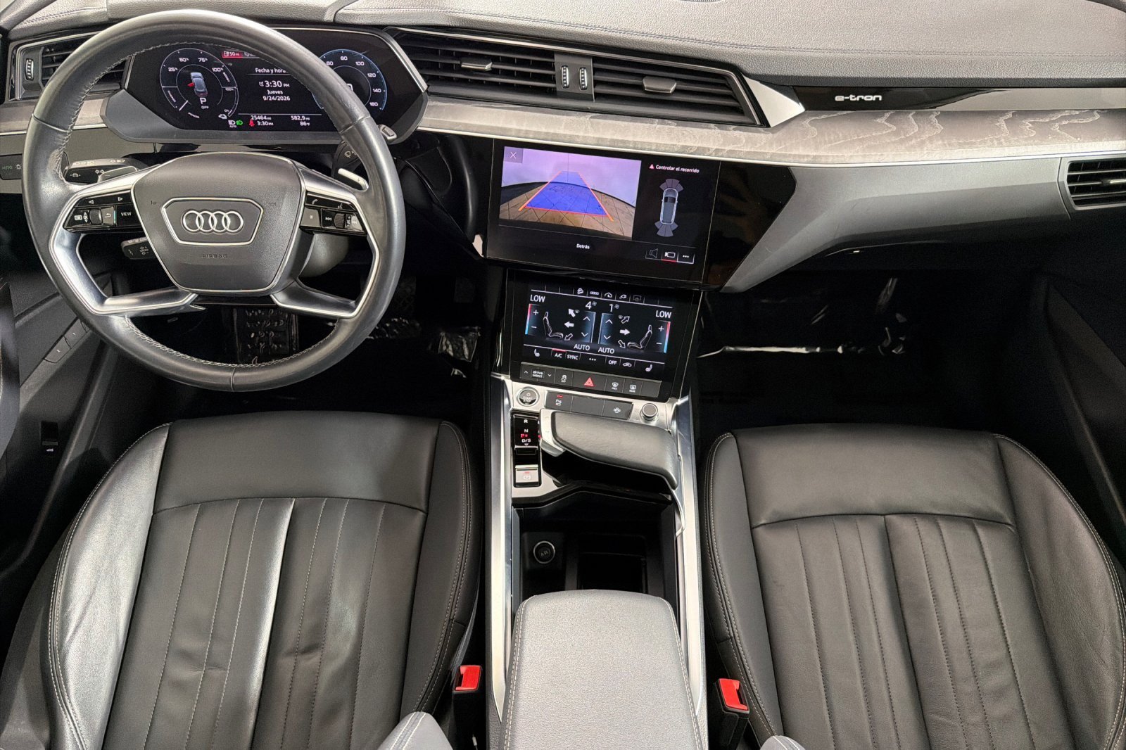 Used 2024 Audi Q8 e-tron Premium AWD/4WD image 12