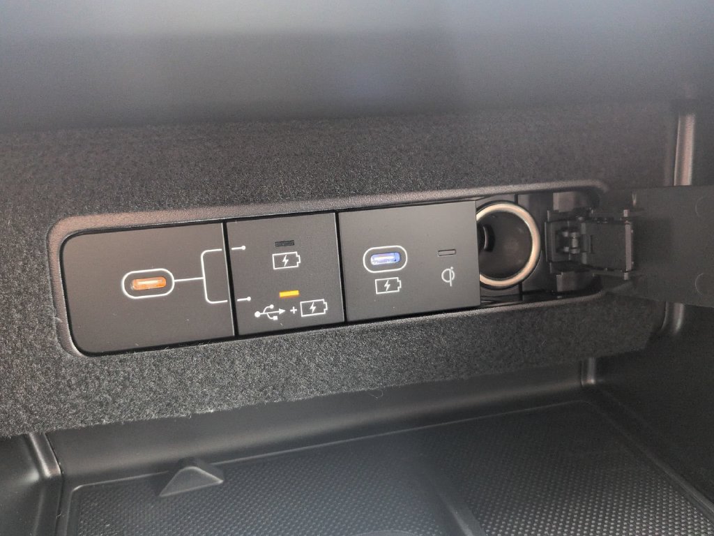 New 2027 Hyundai Sonata Limited FWD image 34