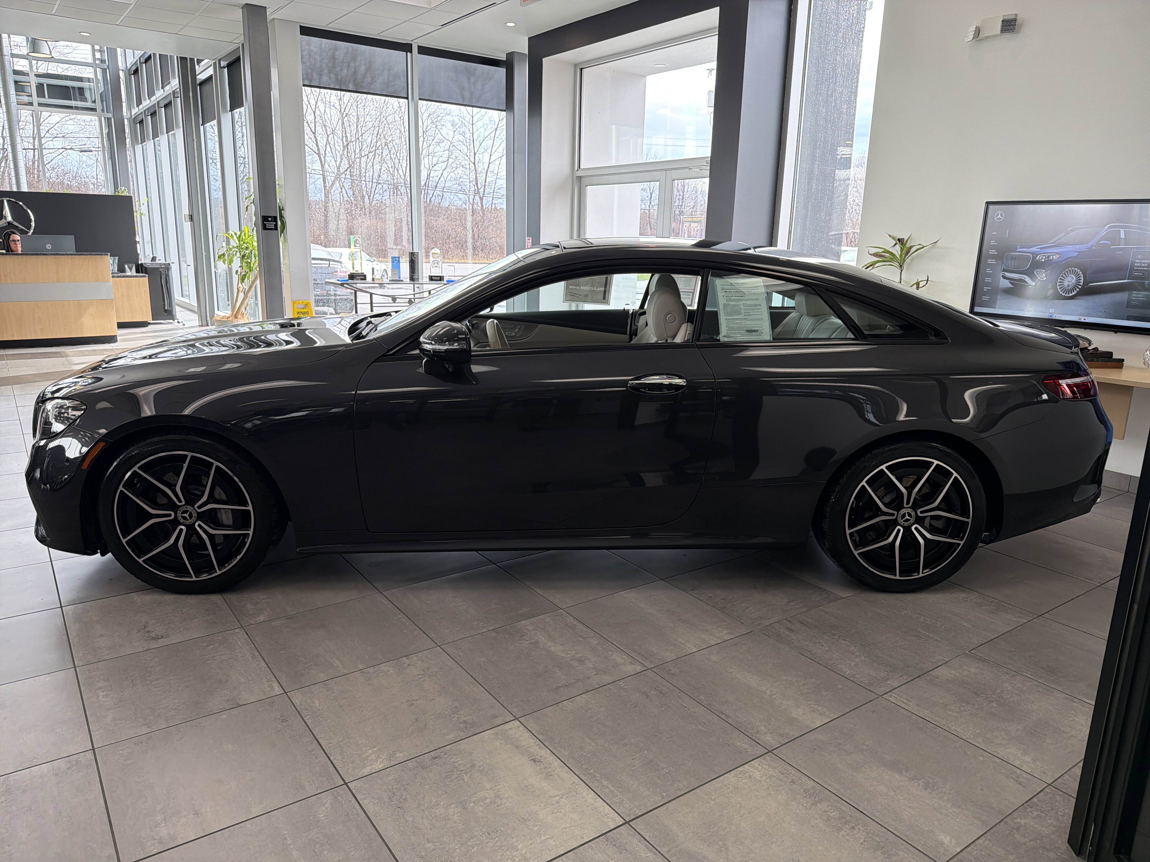 Used 2022 Mercedes-Benz E 450 4MATIC Coupe image 5