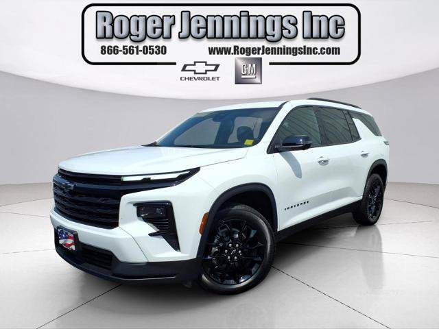 Used 2025 Chevrolet Traverse LT w/ Midnight/Sport Edition FWD image 1