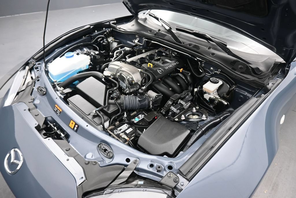 Used 2020 MAZDA MX-5 Miata RF Grand Touring RWD image 34
