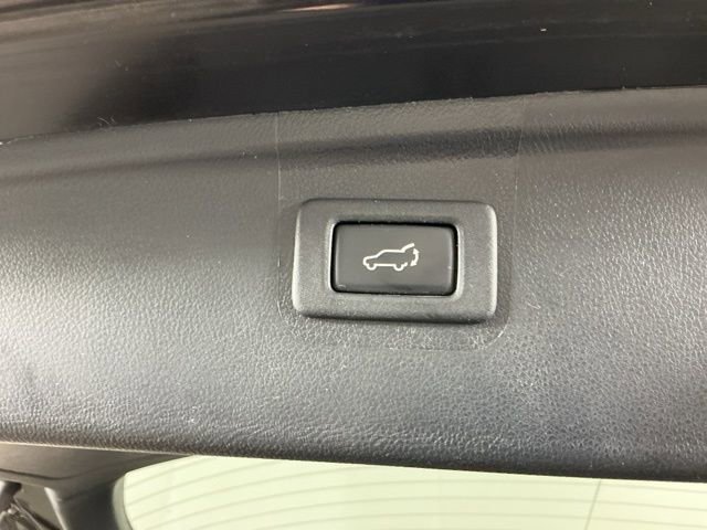 Used 2016 Subaru Outback 2.5i Limited AWD/4WD image 30