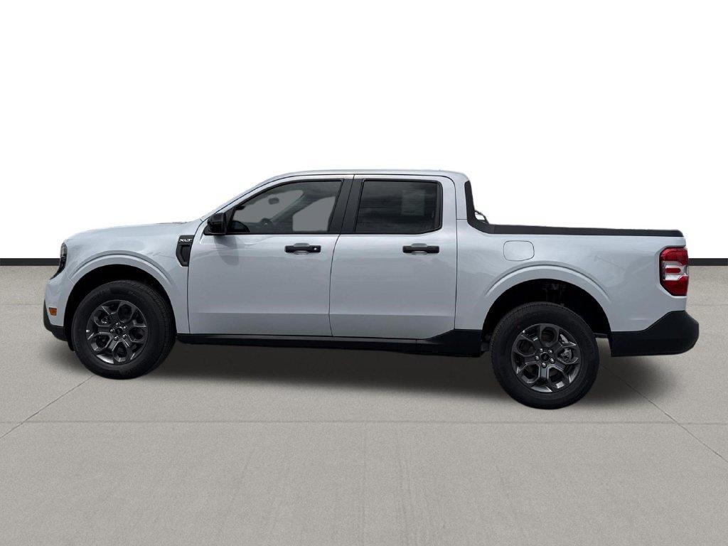 New 2026 Ford Maverick XLT w/ XLT Luxury Package FWD image 8