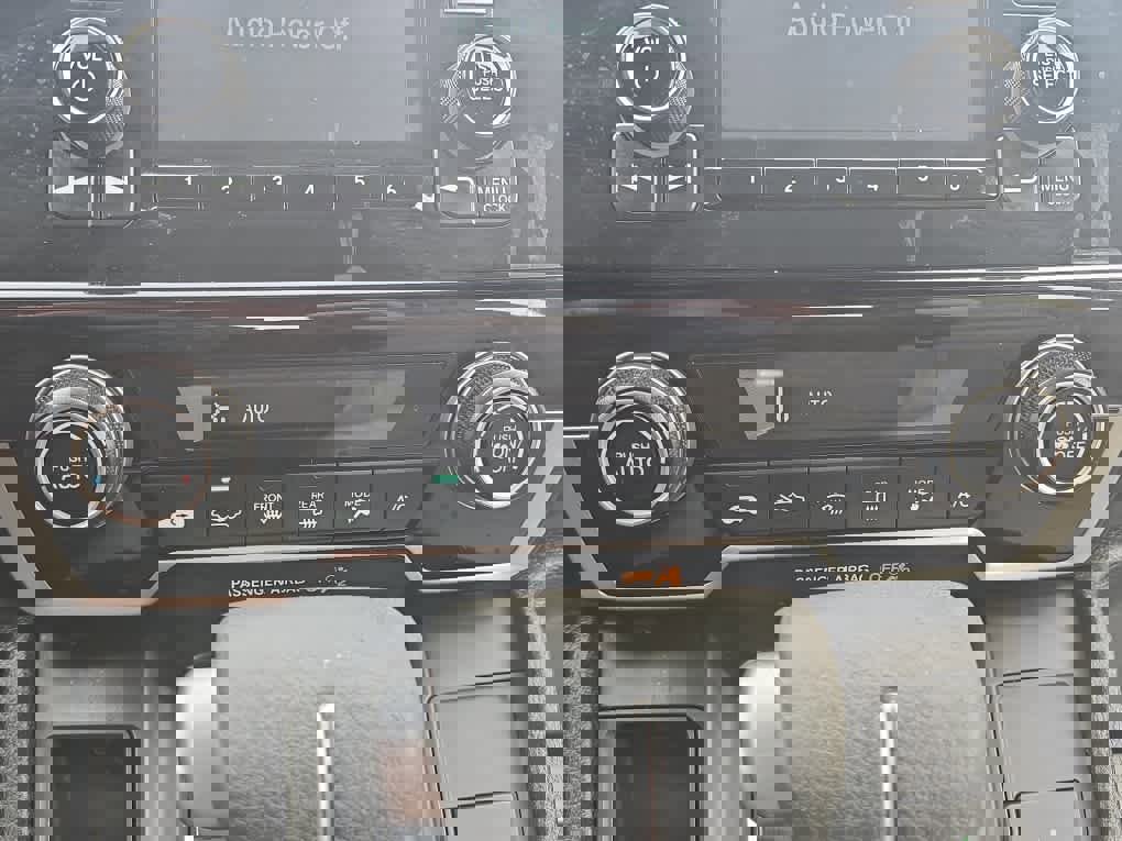 Used 2019 Honda CR-V LX image 23