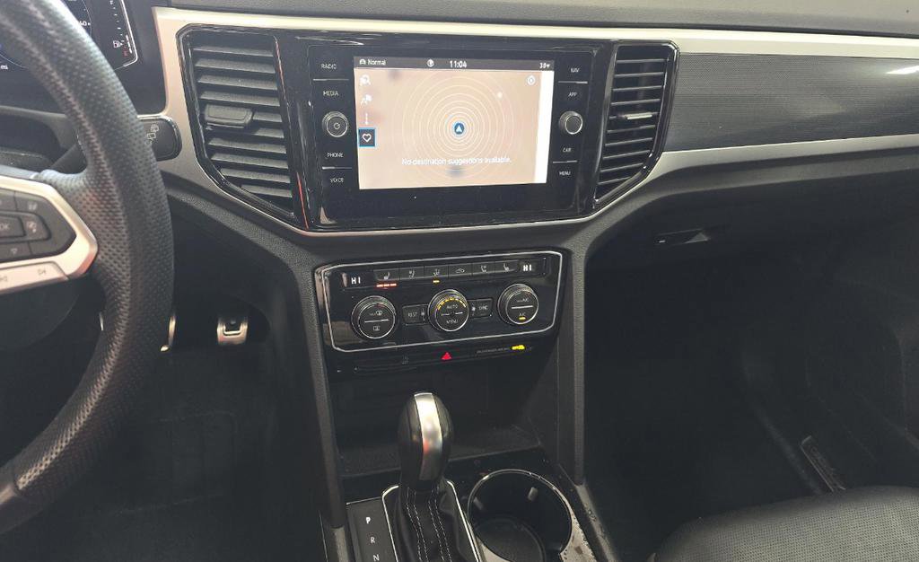Used 2024 Volkswagen Tiguan SE R-Line FWD image 14