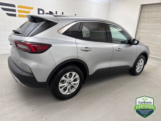 Used 2023 Ford Escape Active AWD/4WD image 6