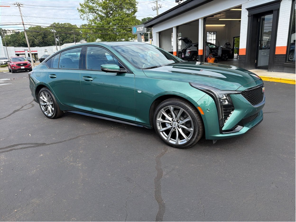 Certified 2025 Cadillac CT5 Sport w/ Sun And Sound Package AWD/4WD image 3