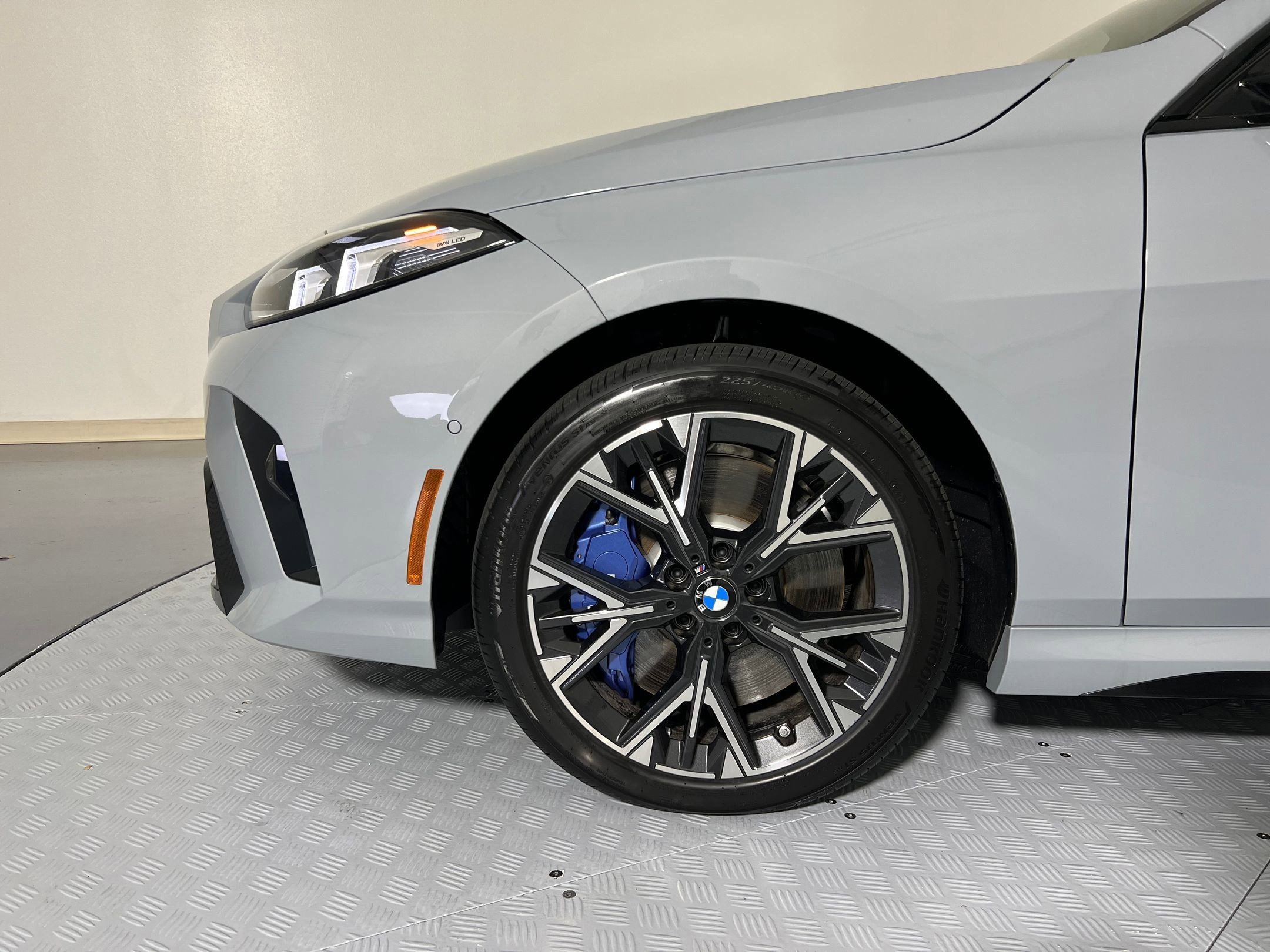 Used 2025 BMW M235i xDrive w/ Premium Package AWD/4WD image 11