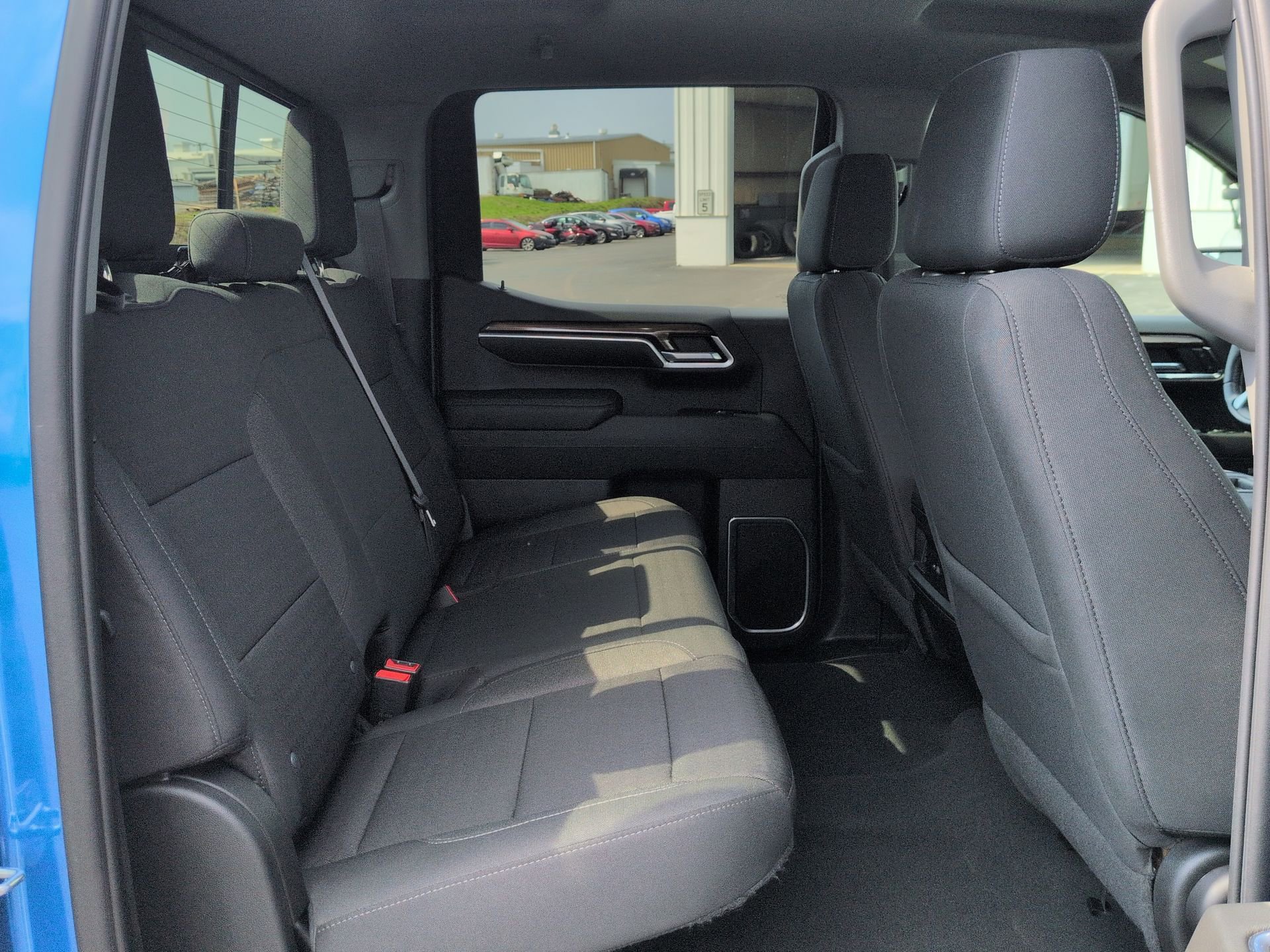 Certified 2022 Chevrolet Silverado 1500 RST AWD/4WD image 27