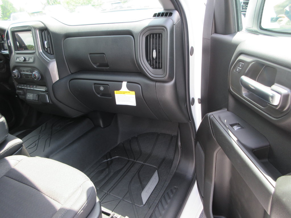 New 2026 Chevrolet Silverado 1500 Custom w/ Turbomax Blackout Package AWD/4WD image 20