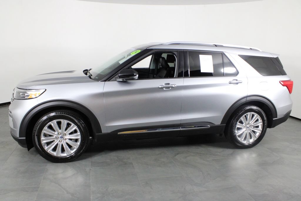 Used 2024 Ford Explorer Limited w/ Limited Technology Package RWD image 12
