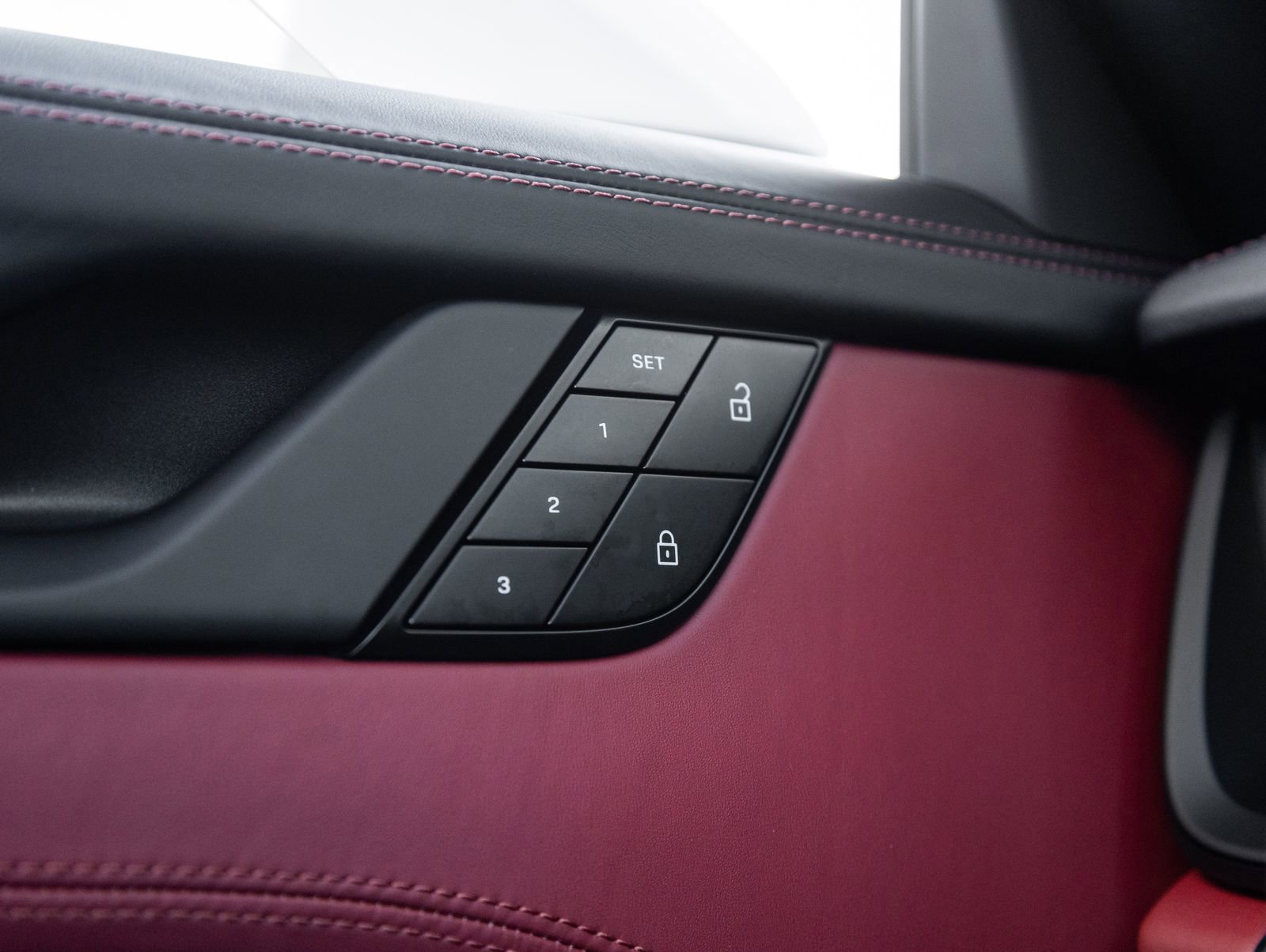 Certified 2024 Porsche 911 Targa 4 GTS w/ Premium Package image 20