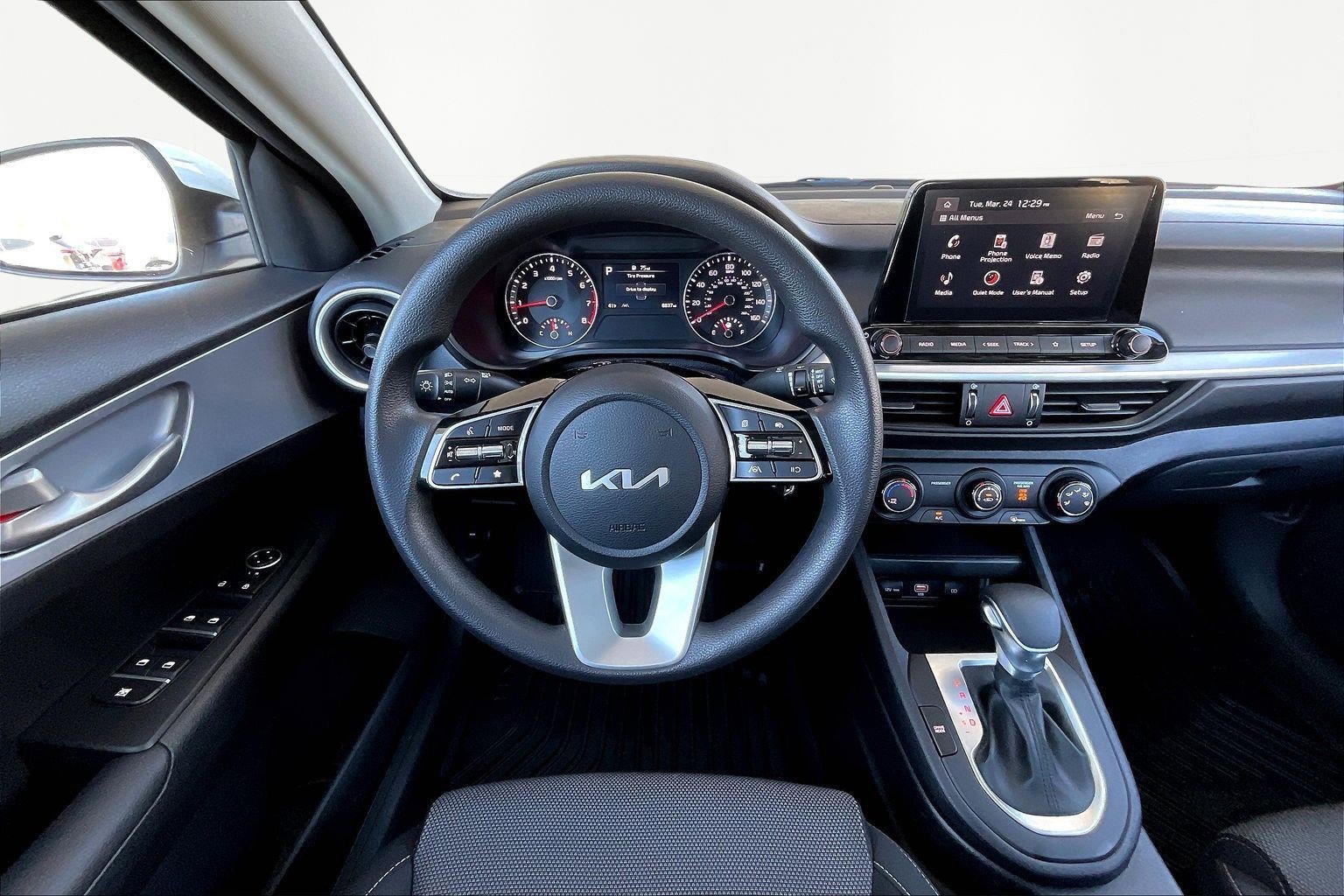 Used 2024 Kia Forte LX image 9