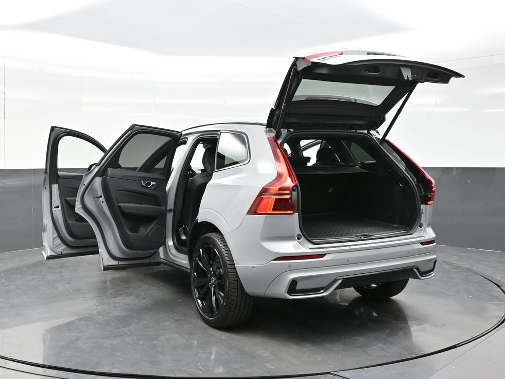 New 2026 Volvo XC60 B5 Ultra w/ Climate Package AWD/4WD image 43