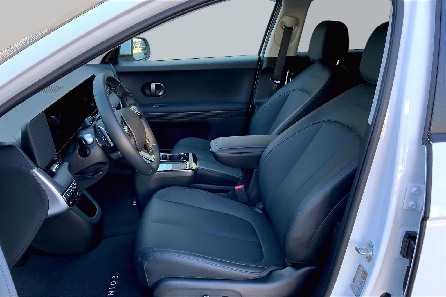 New 2027 Hyundai Ioniq 5 SEL RWD image 7