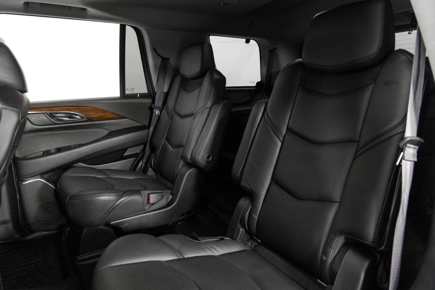 Used 2016 Cadillac Escalade Luxury image 20