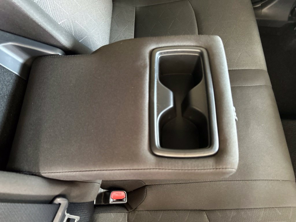 Used 2025 Toyota RAV4 XLE FWD image 27