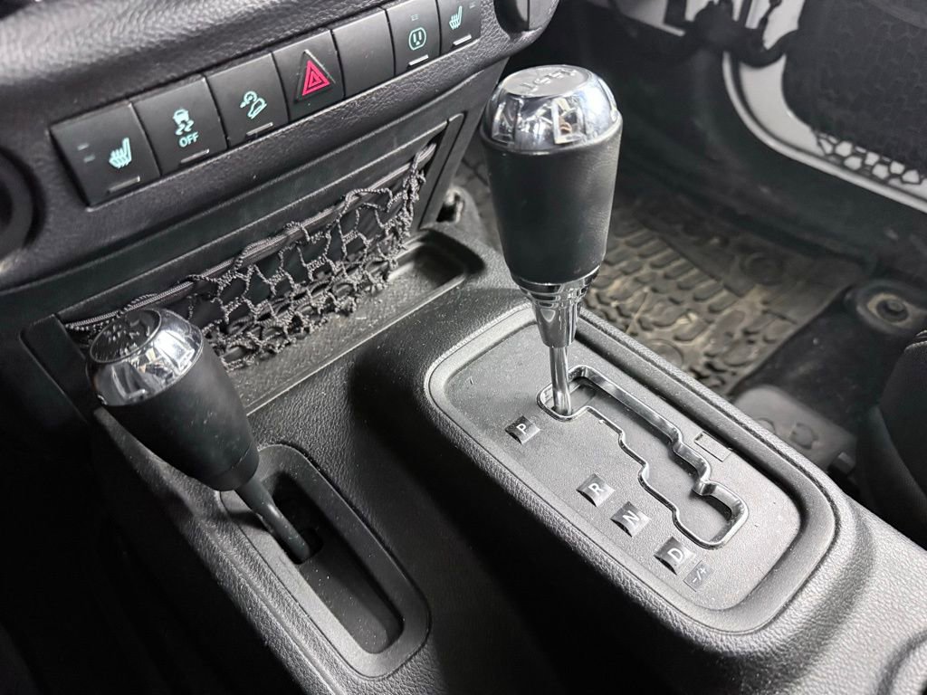 Used 2016 Jeep Wrangler Unlimited Rubicon image 20