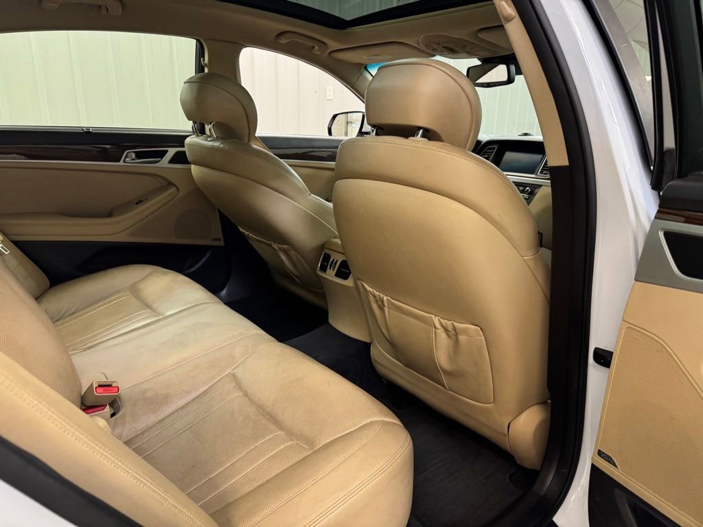 Used 2015 Hyundai Genesis 3.8 w/ Option Group 02 image 24