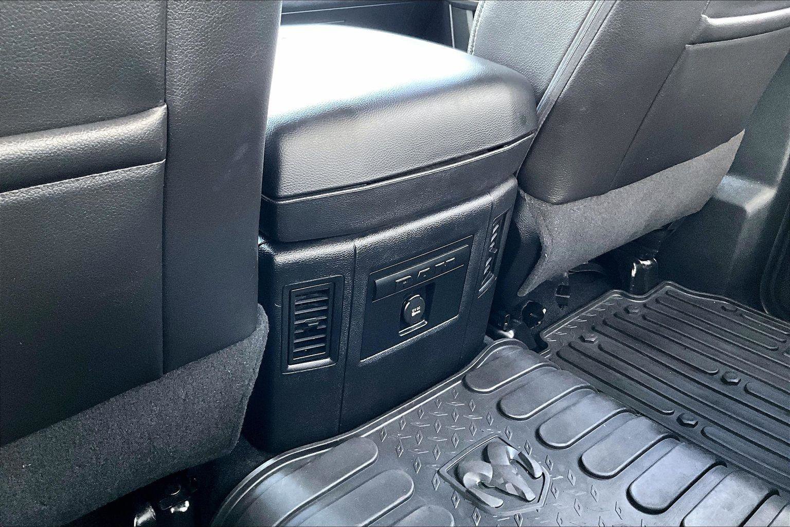 Used 2014 RAM 1500 Sport w/ Sport Premium Group image 35