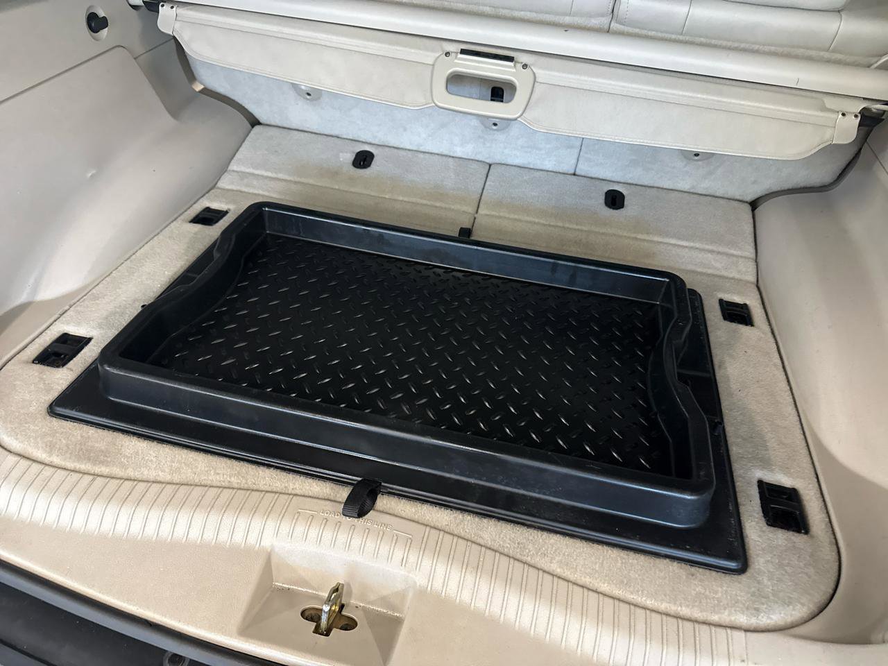 Used 2005 Jeep Grand Cherokee Limited AWD/4WD image 47